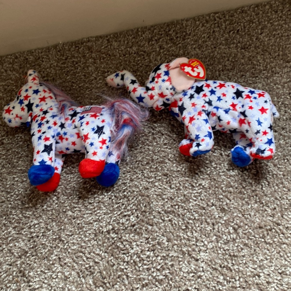 Beanie babies 2004 lefty and righty